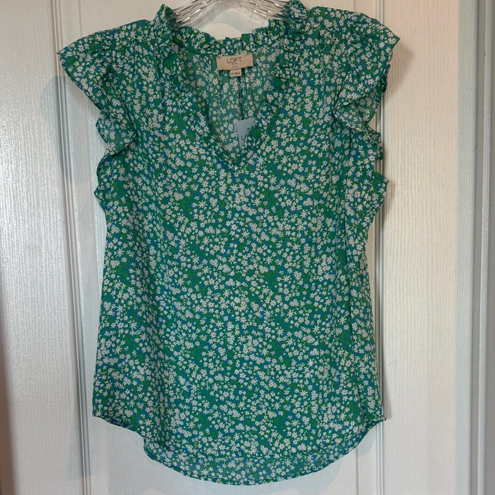 NWT - LOFT Floral Ruffle Sleeve and V-Neck Blouse